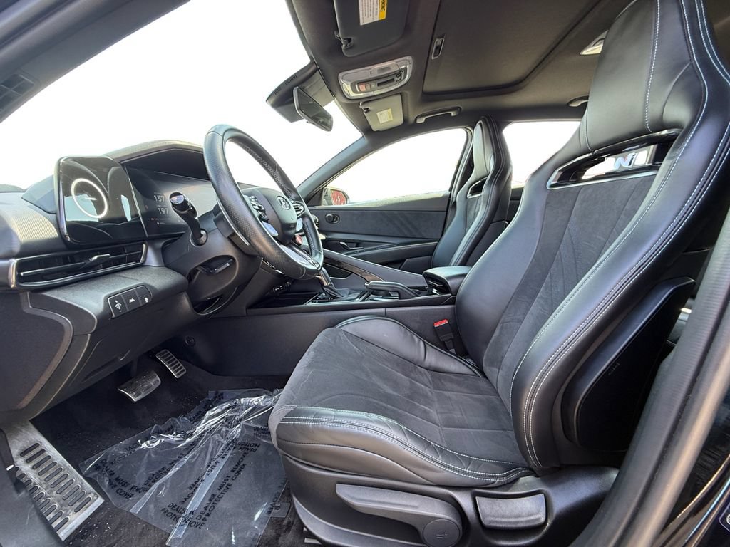 Used 2022 Hyundai Elantra N w/ Preferred Accessory Package FWD image 9