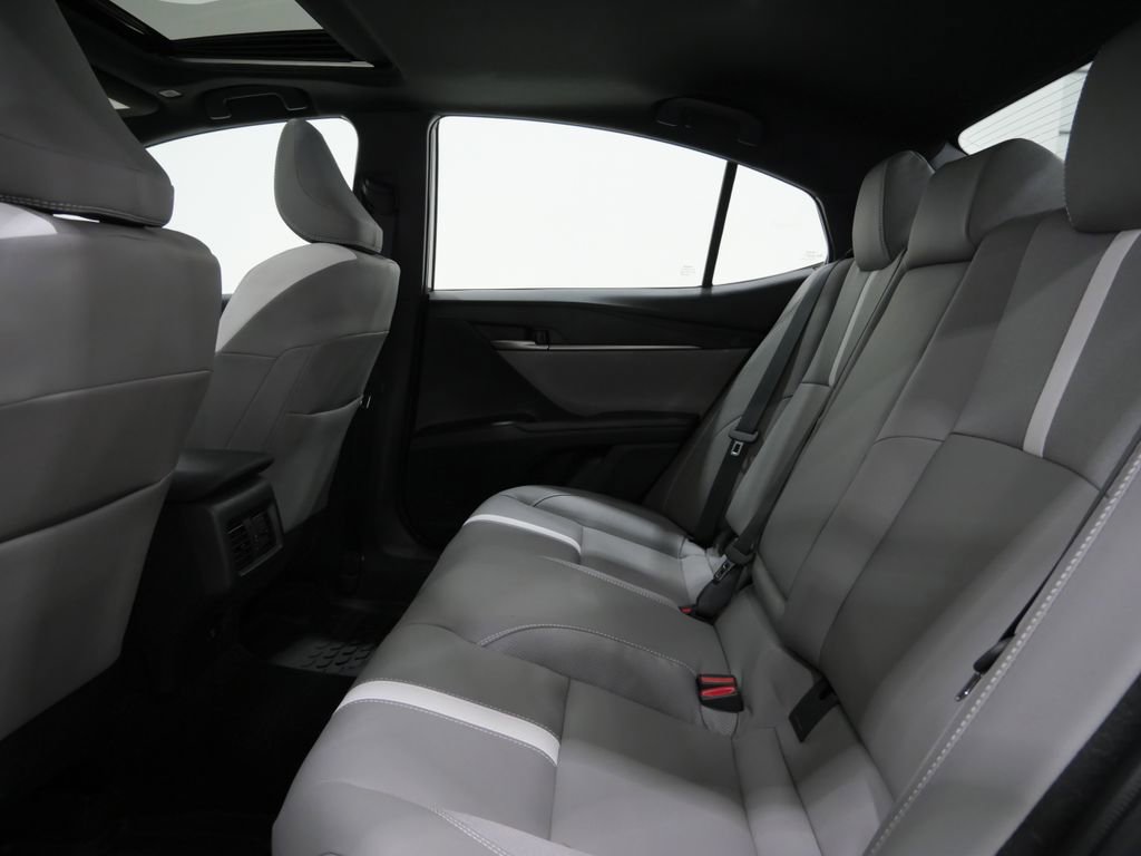 Used 2025 Toyota Camry SE w/ Multimedia Upgrade Package AWD/4WD image 24