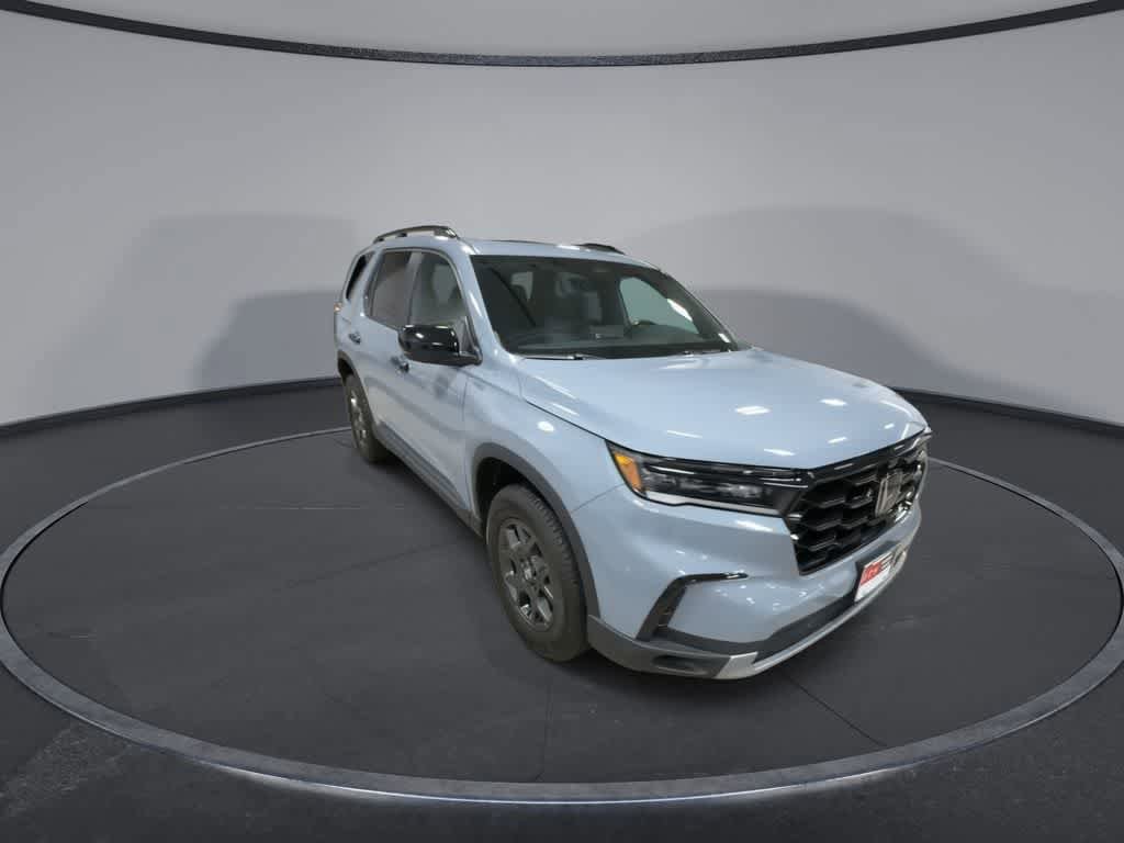 Used 2024 Honda Pilot TrailSport video 2