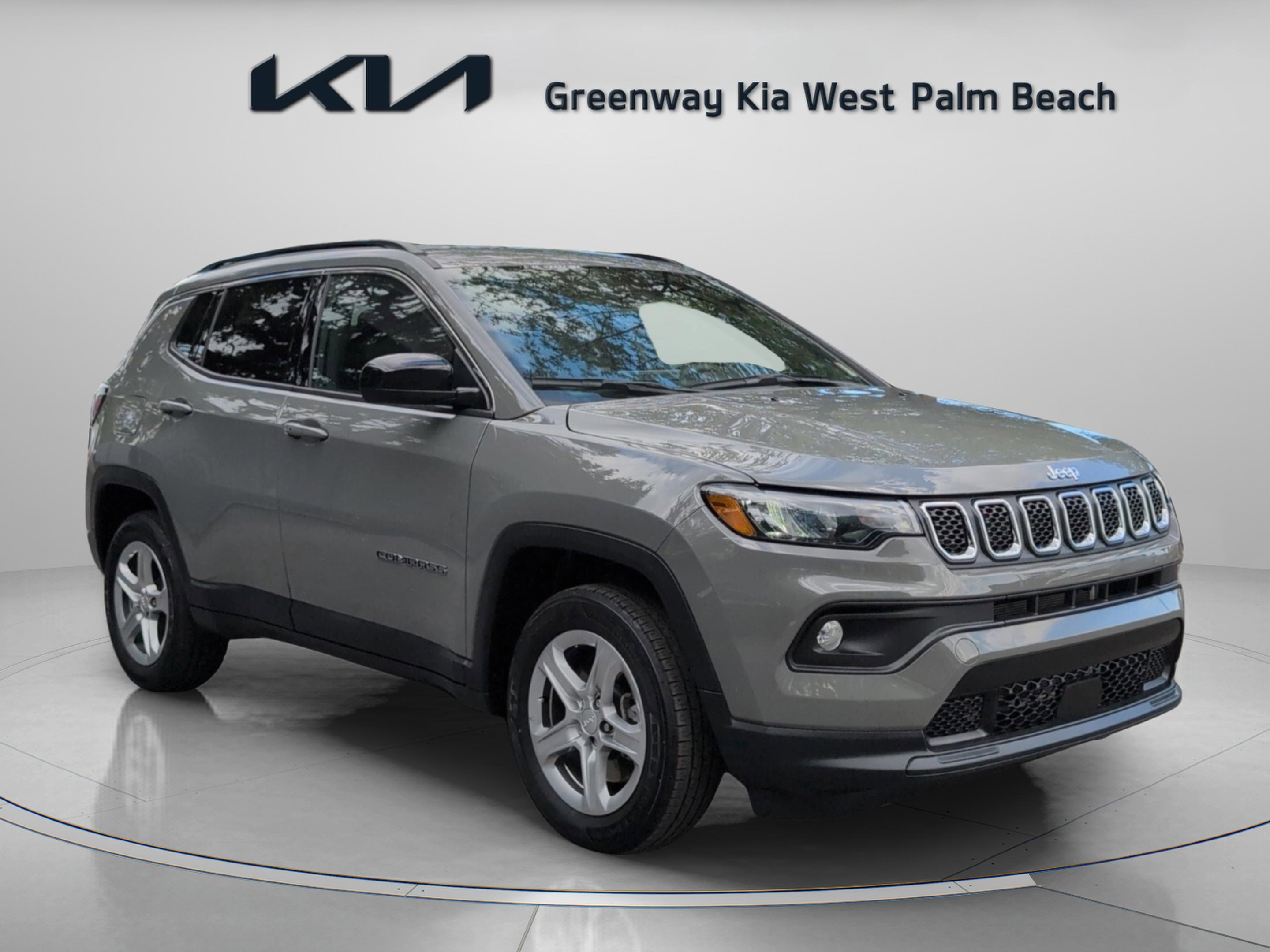 Used 2023 Jeep Compass Latitude