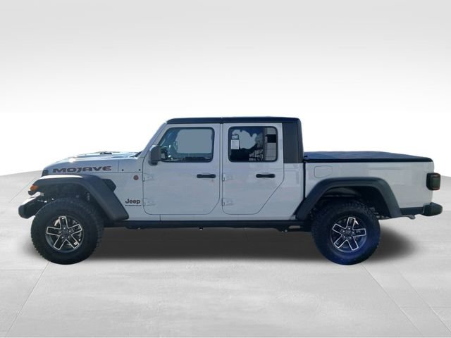 Used 2024 Jeep Gladiator Mojave image 2
