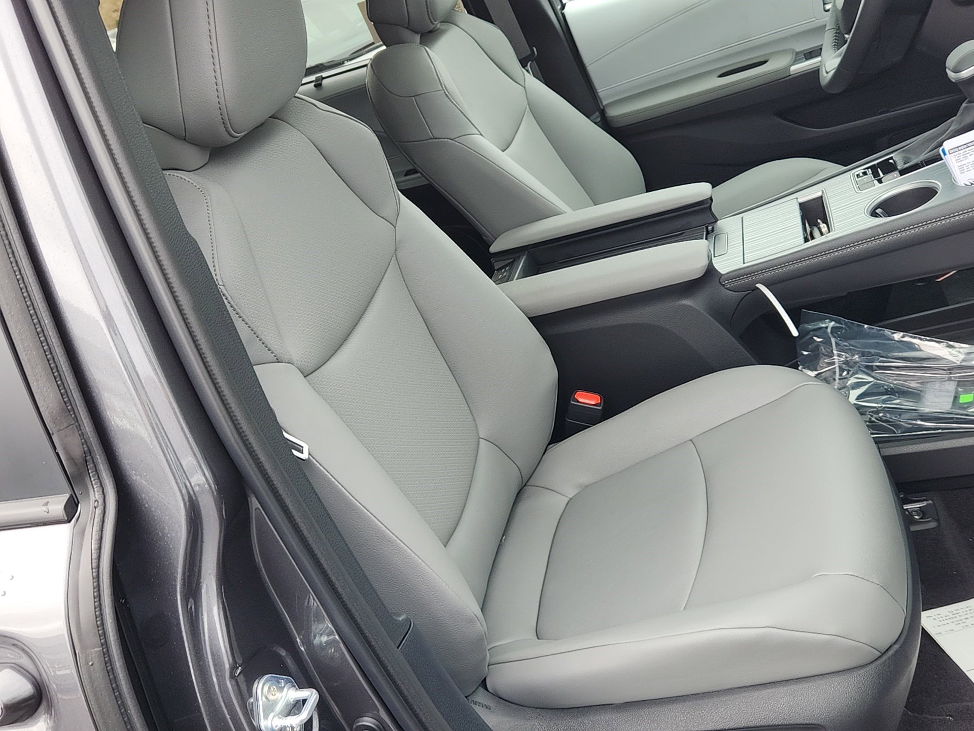 New 2025 Toyota Sienna XLE image 32