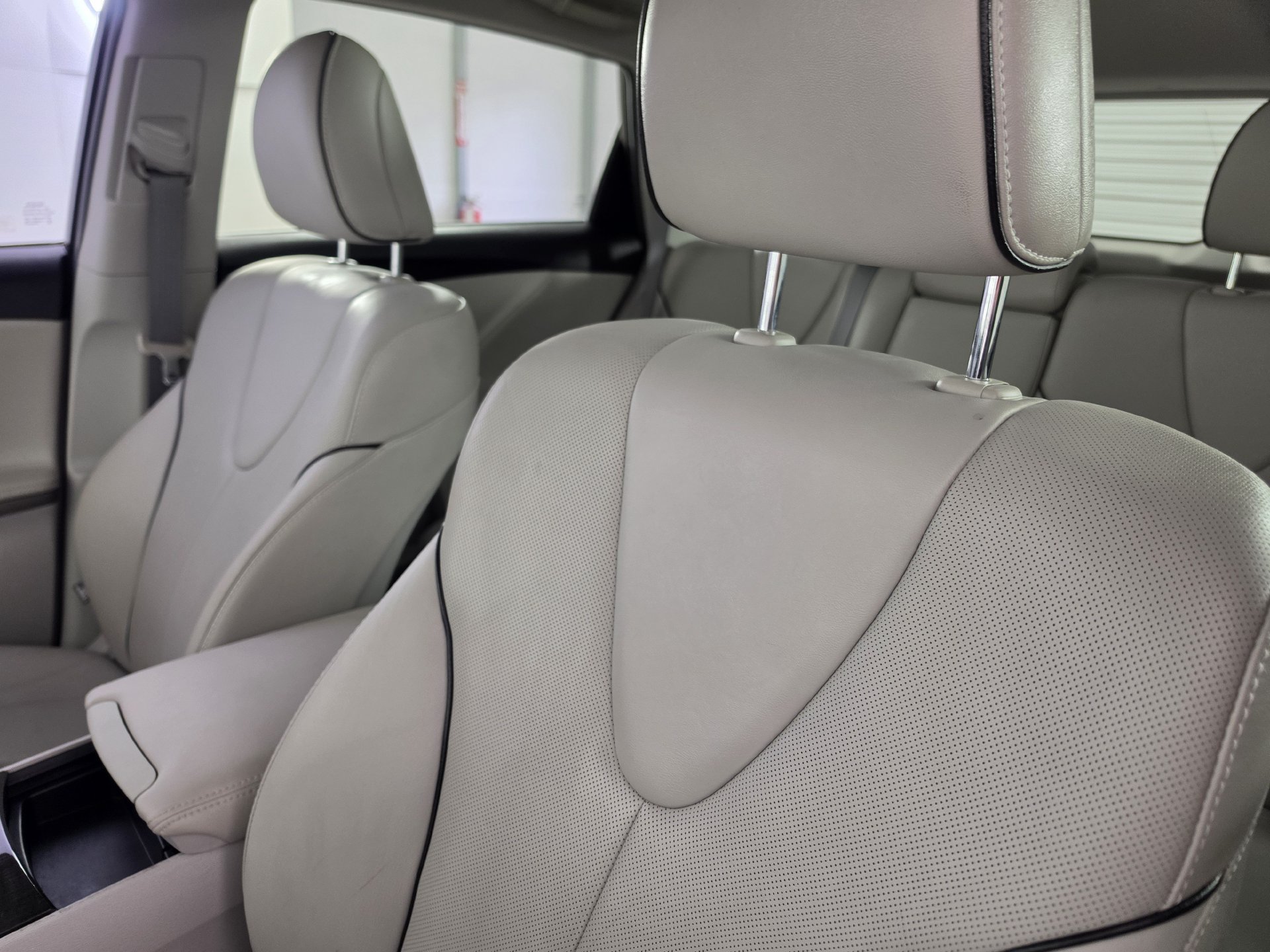 Used 2015 Toyota Venza XLE w/ XLE Premium Package FWD image 5