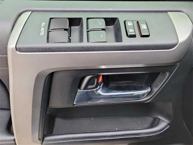 Used 2018 Toyota 4Runner SR5 Premium image 32