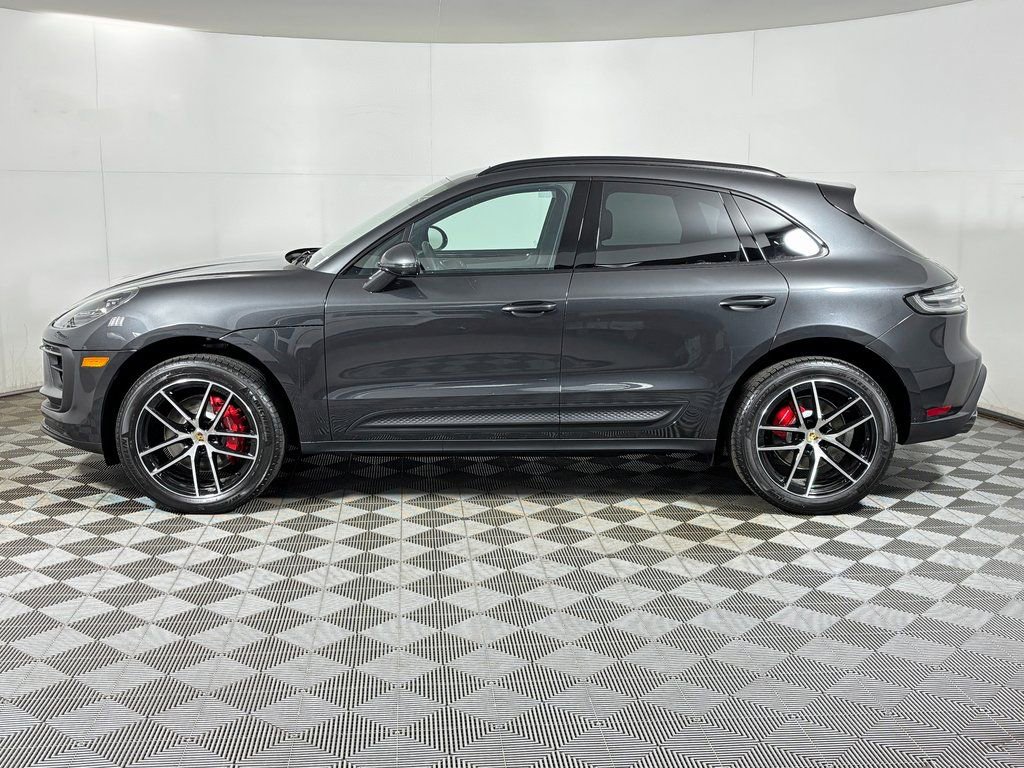 Used 2026 Porsche Macan S AWD/4WD image 2