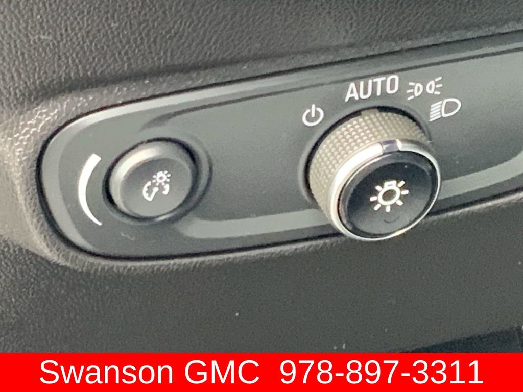 Used 2023 Chevrolet Equinox LT w/ LPO, Floor Liner Package image 18