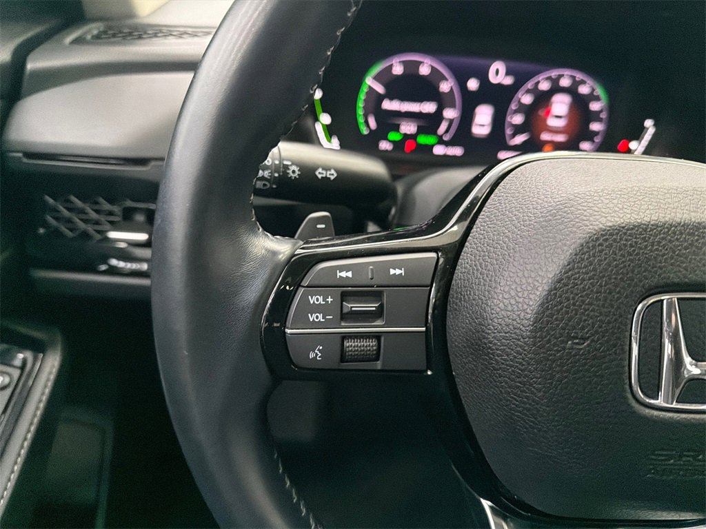 Used 2023 Honda Accord Touring image 25