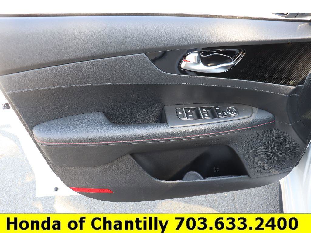 Used 2023 Kia Forte GT w/ GT2 Package image 27