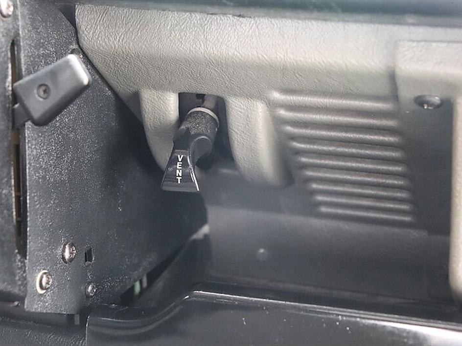 Used 1997 Land Rover Defender 90 AWD/4WD image 41