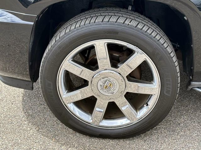 Used 2012 Cadillac Escalade EXT Luxury image 10
