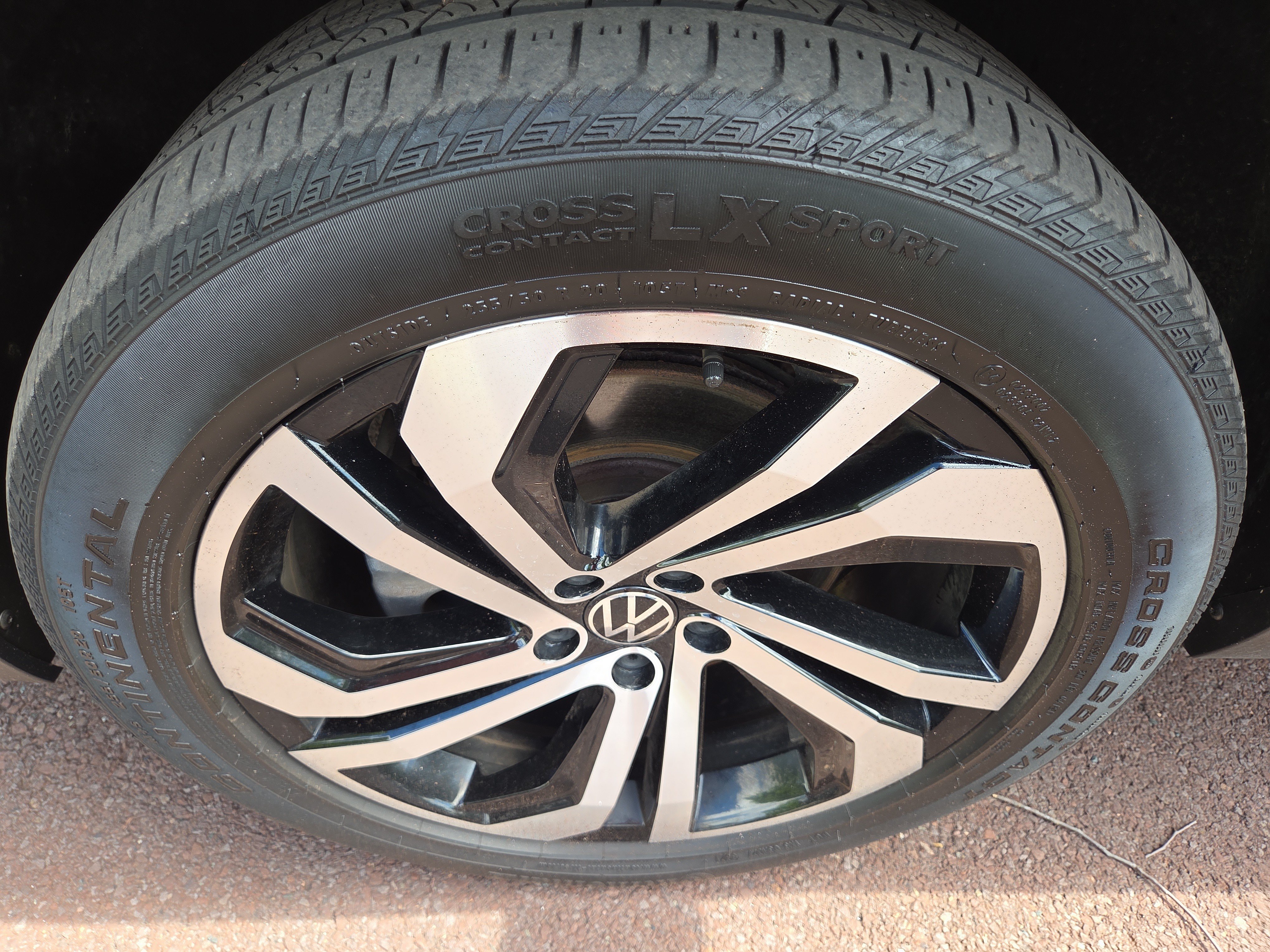 Used 2022 Volkswagen Atlas SEL AWD/4WD image 12
