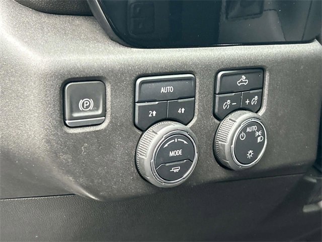 Used 2023 Chevrolet Silverado 1500 LT image 29