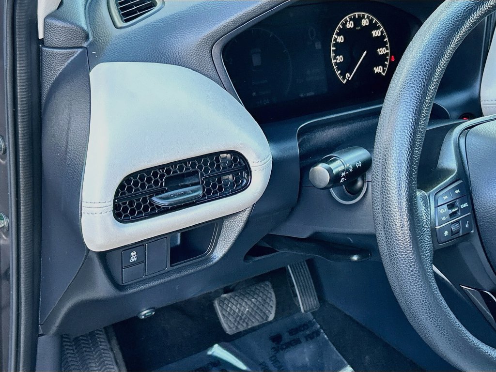 Certified 2024 Honda HR-V LX image 10