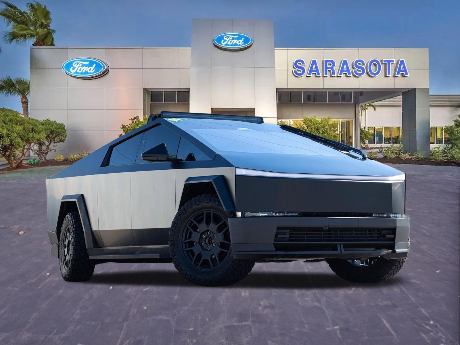 Used 2024 Tesla Cybertruck Cyberbeast AWD/4WD image 1