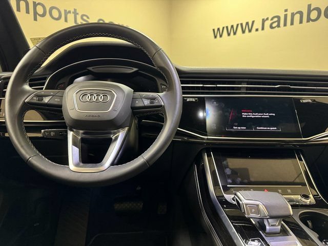 Used 2025 Audi Q7 3.0T Premium Plus w/ Premium Plus Package AWD/4WD image 11