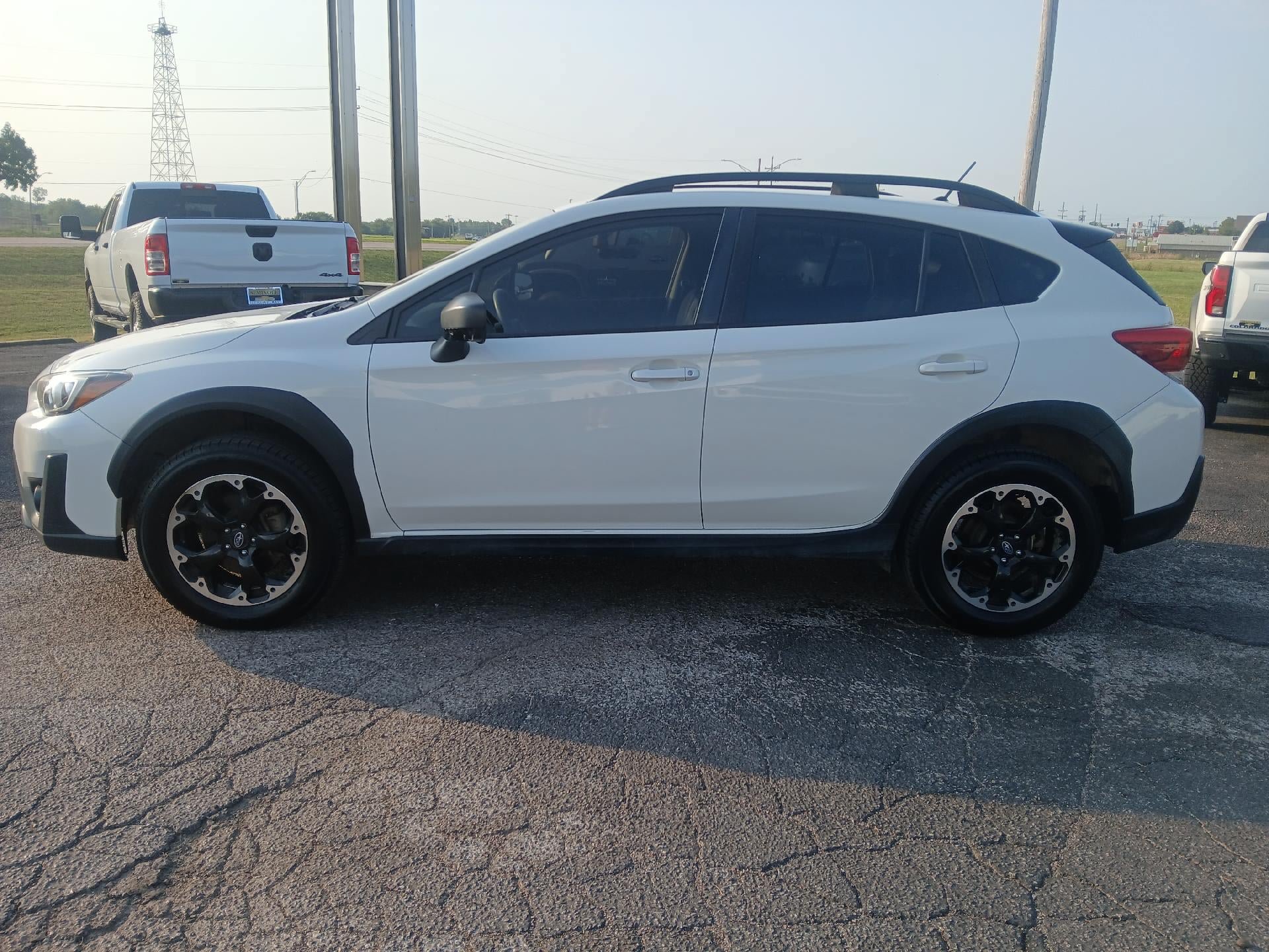 Used 2023 Subaru Crosstrek 2.0i AWD/4WD image 3