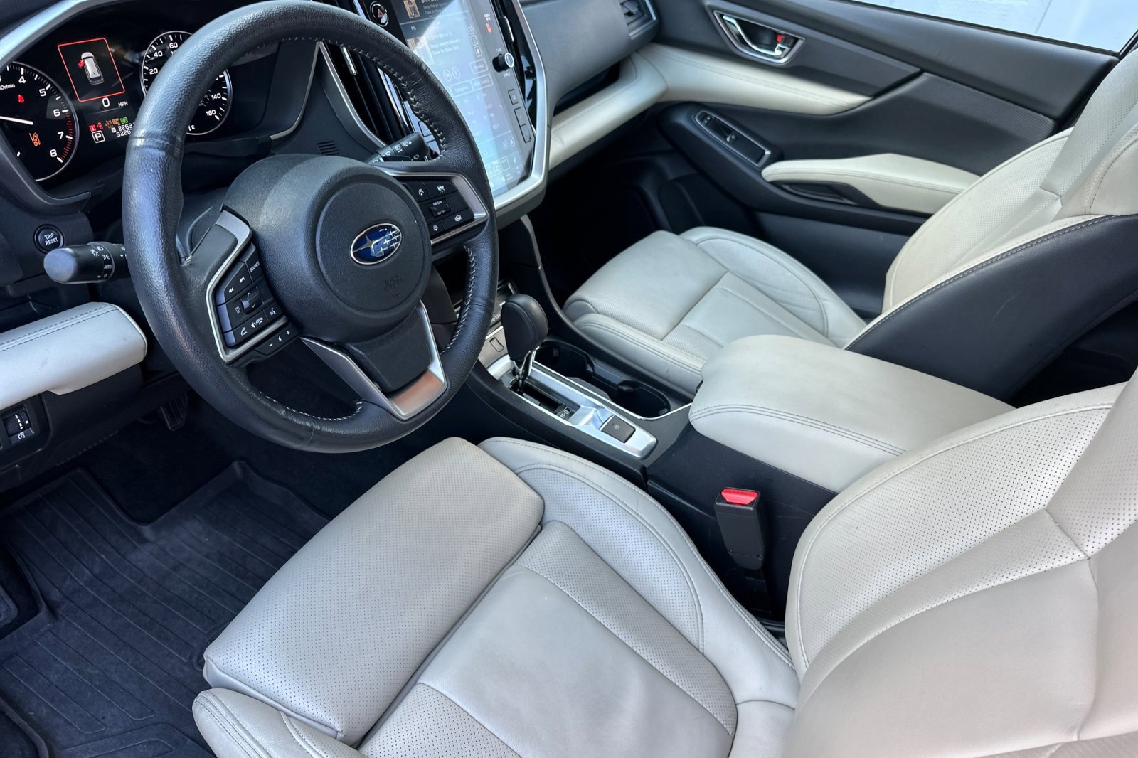 Used 2024 Subaru Ascent Limited image 10