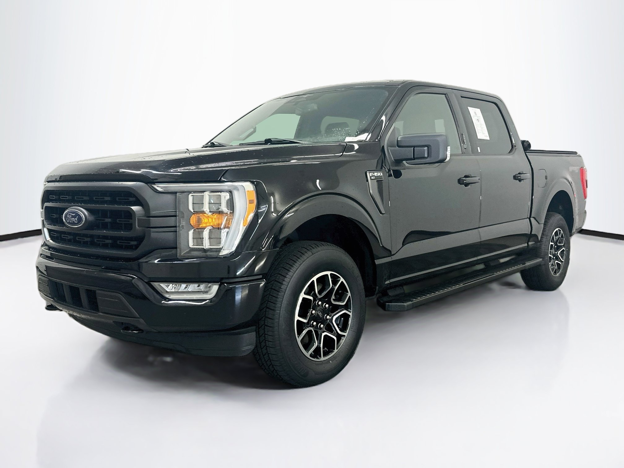Used 2023 Ford F150 XLT w/ Equipment Group 302A High AWD/4WD image 3