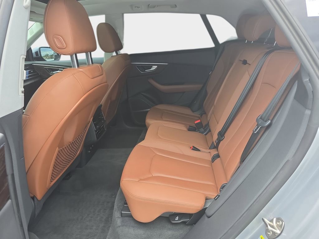 Used 2019 Audi Q8 Prestige w/ Year 1 Package AWD/4WD image 28