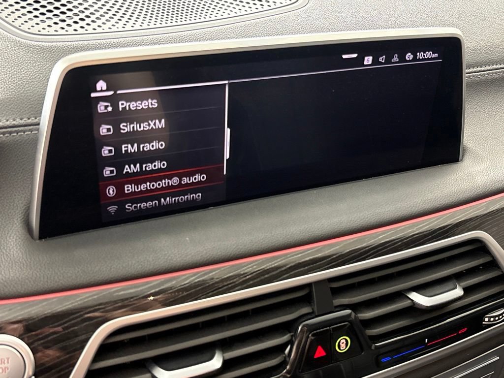 Used 2021 BMW 740i w/ M Sport Package RWD image 39
