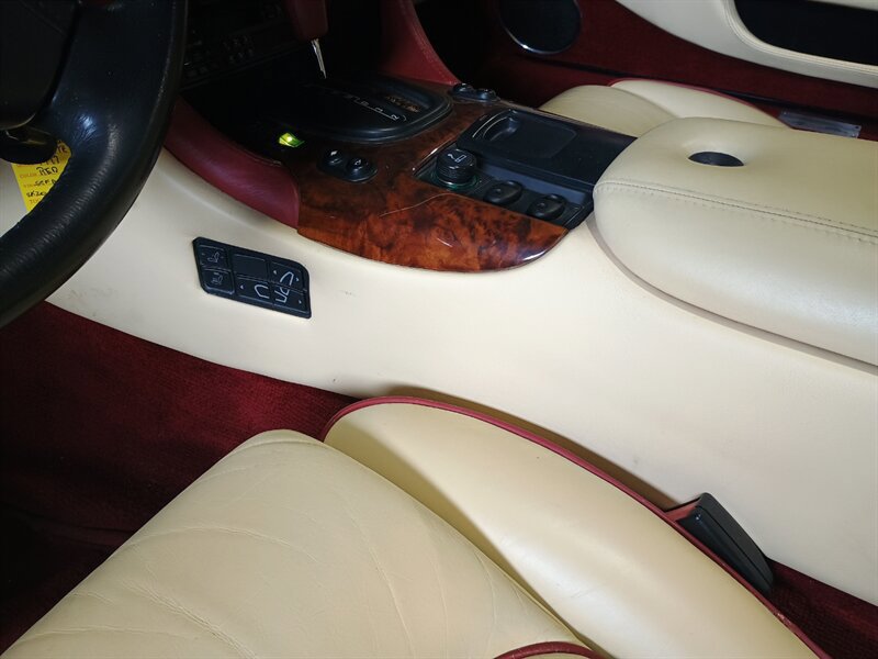 Used 1997 Aston Martin DB7 Volante RWD image 48