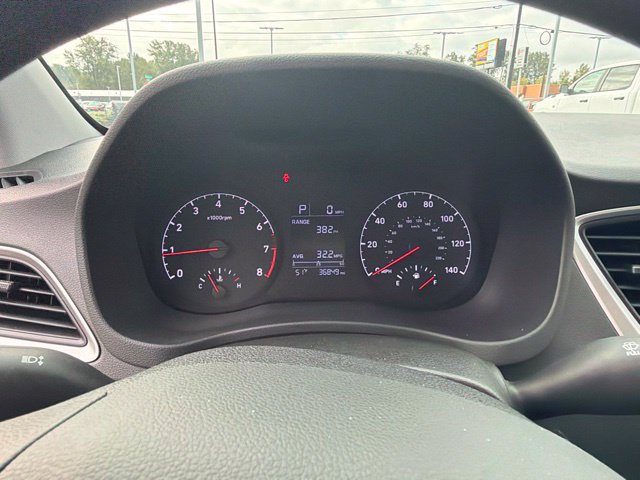 Used 2022 Hyundai Accent SE FWD image 23