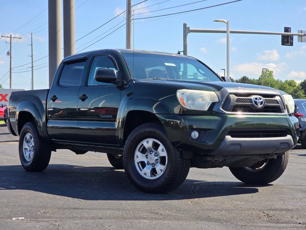 Used 2012 Toyota Tacoma 4x4 Double Cab w/ SR5 Pkg image 2