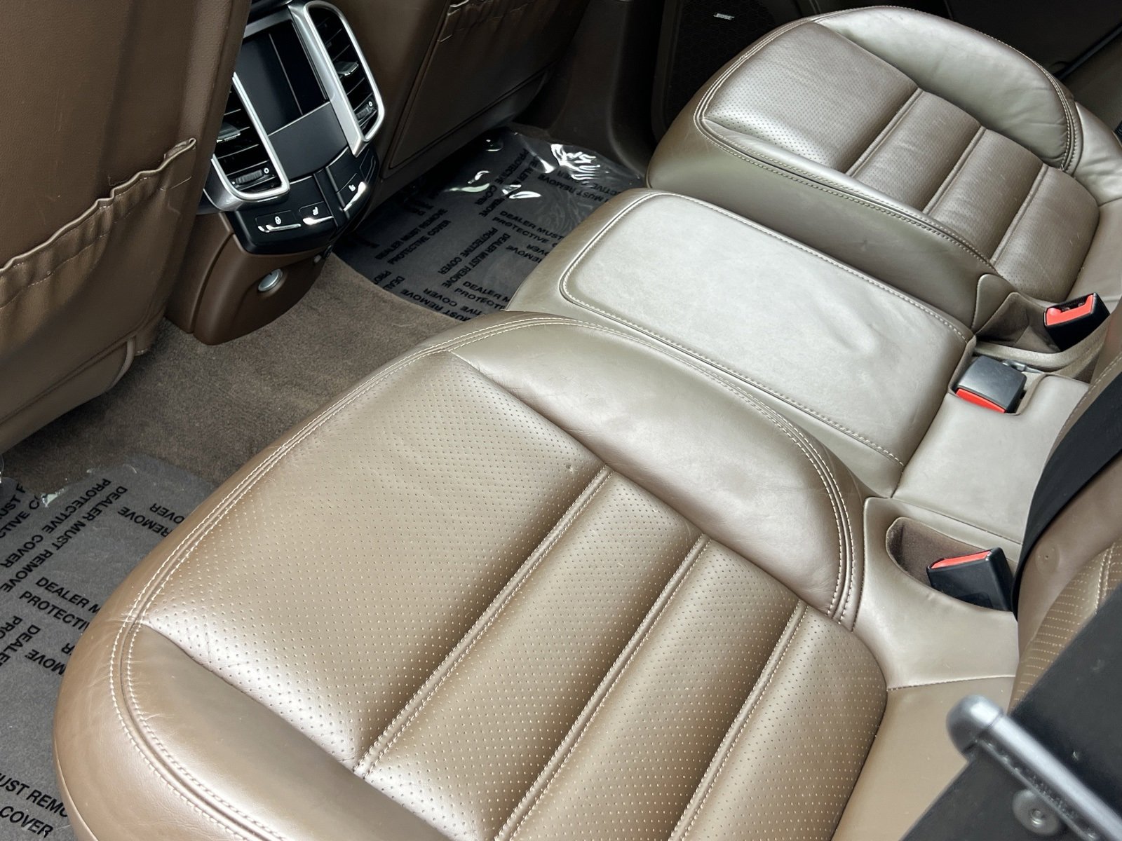 Used 2016 Porsche Cayenne Turbo S image 20