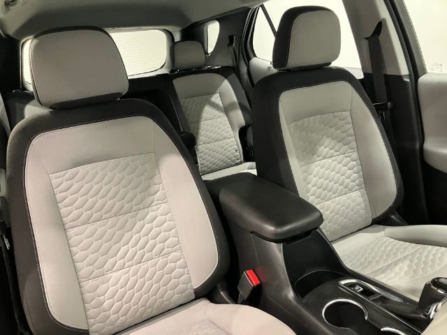 Used 2020 Chevrolet Equinox LS image 45