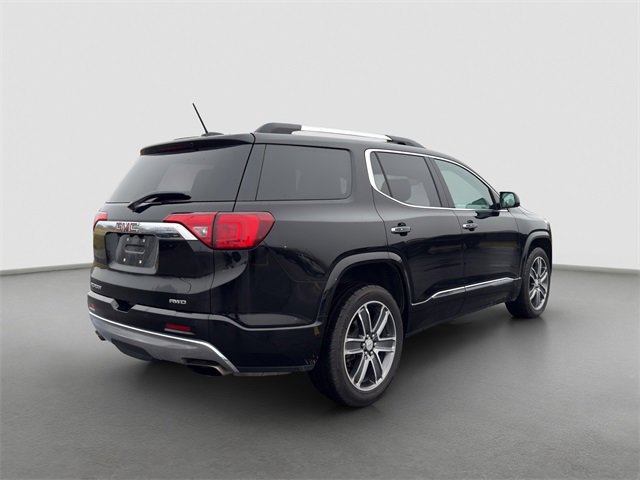 Used 2017 GMC Acadia Denali w/ Technology Package image 6