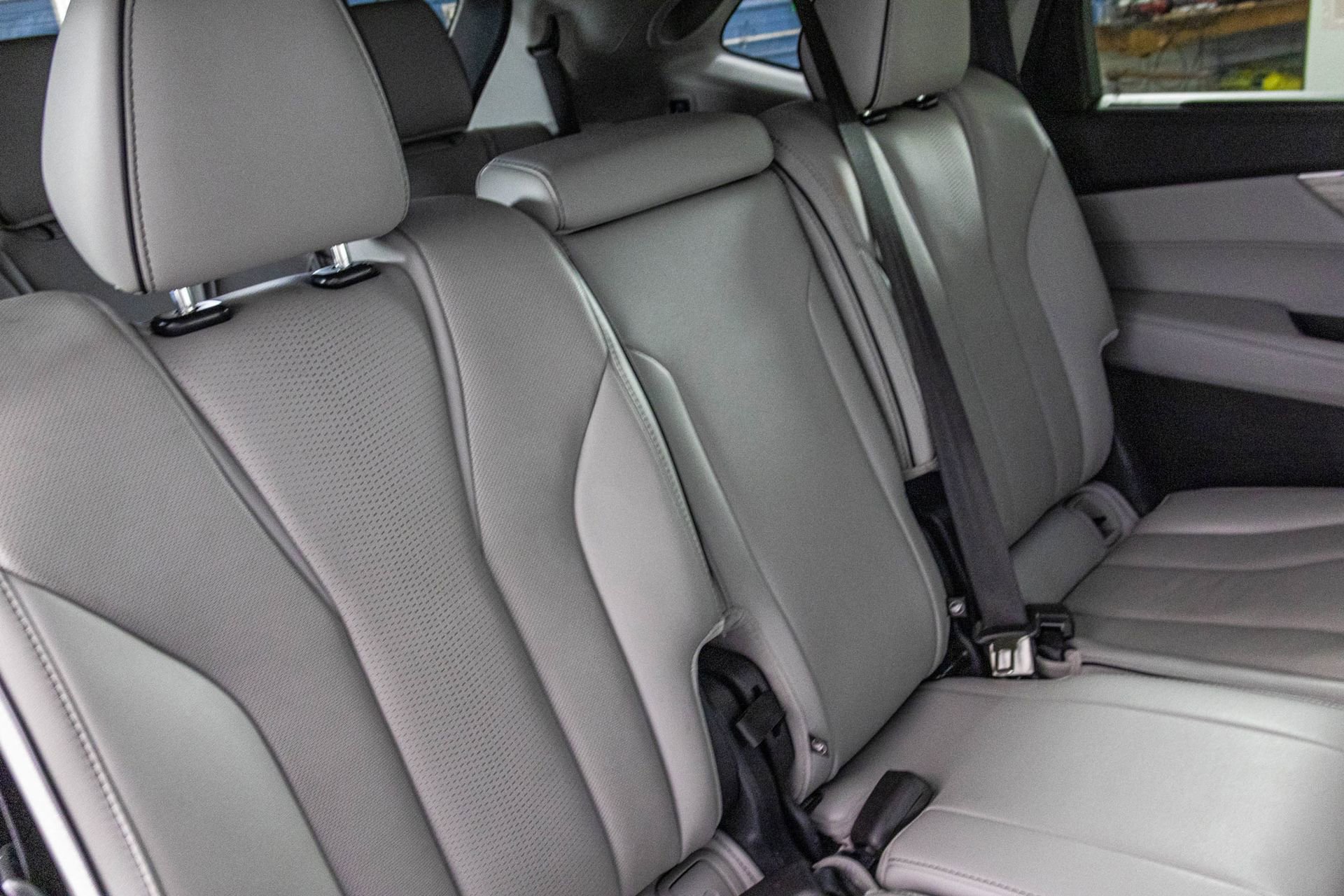 Used 2023 Acura MDX SH-AWD w/ Advance Package image 33