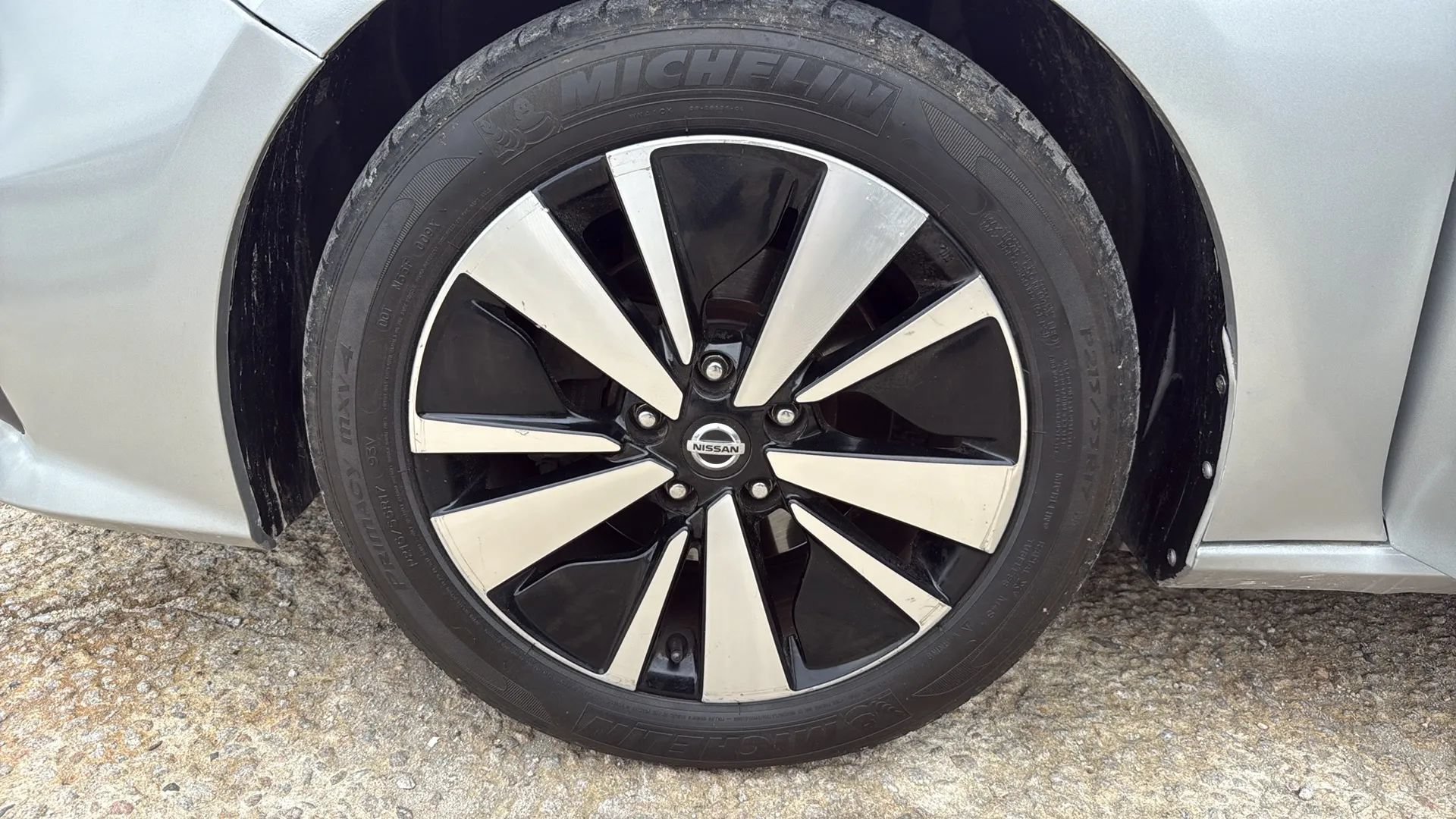 Used 2019 Nissan Altima 2.5 SL FWD image 44