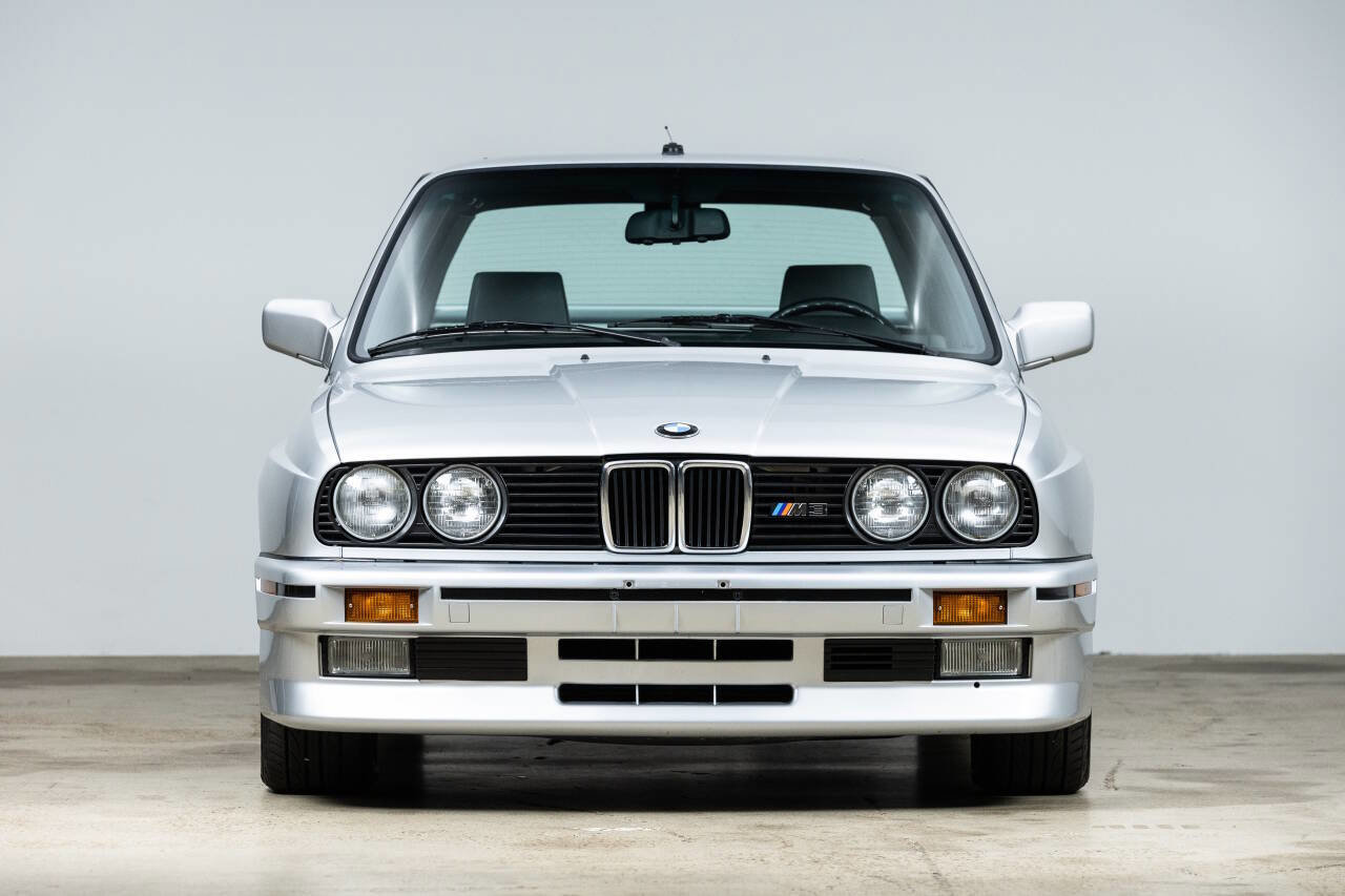Used 1990 BMW M3 Coupe image 2