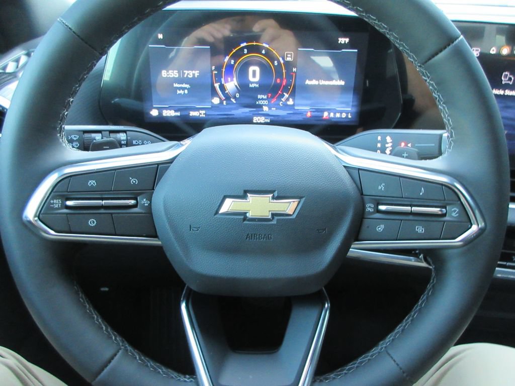 New 2026 Chevrolet Equinox LT w/ Safety and Technology Package AWD/4WD image 23