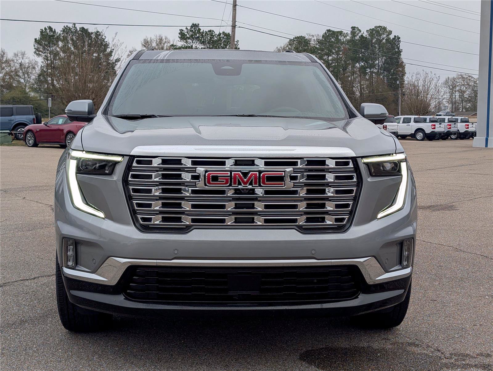 New 2026 GMC Acadia Denali w/ Super Cruise Package FWD image 8