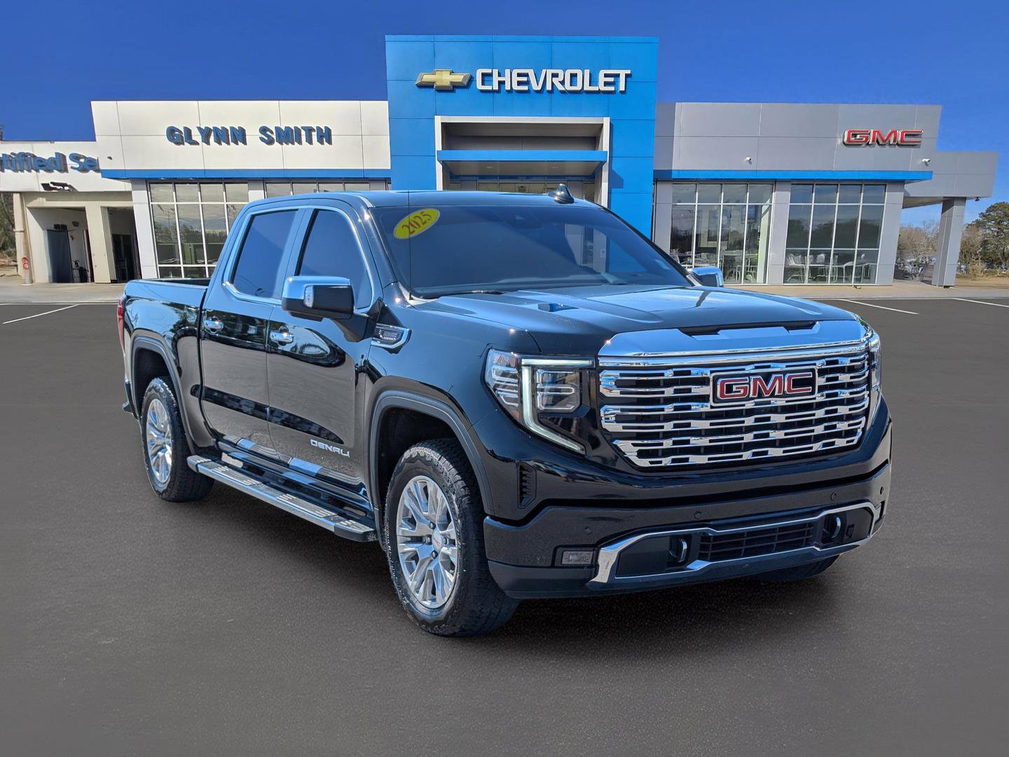 Certified 2025 GMC Sierra 1500 Denali image 3
