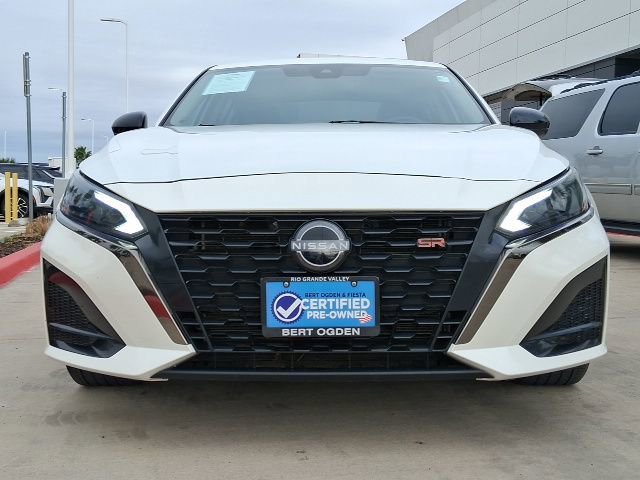 Used 2024 Nissan Altima 2.5 SR w/ SR Premium Package FWD image 2