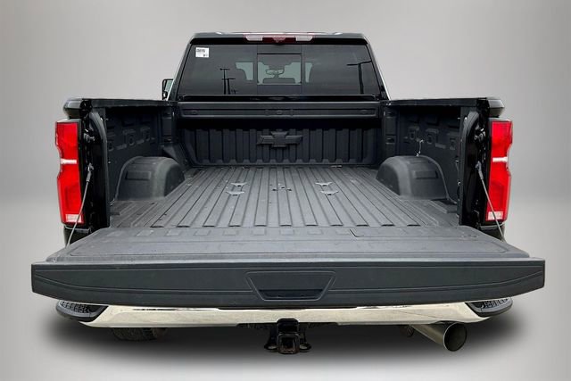 Used 2024 Chevrolet Silverado 2500 LTZ w/ LTZ Premium Package AWD/4WD image 7