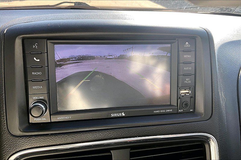 Used 2020 Dodge Grand Caravan SXT image 14