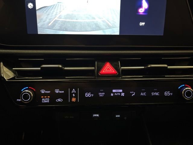 Certified 2023 Kia Niro EX Touring FWD image 19