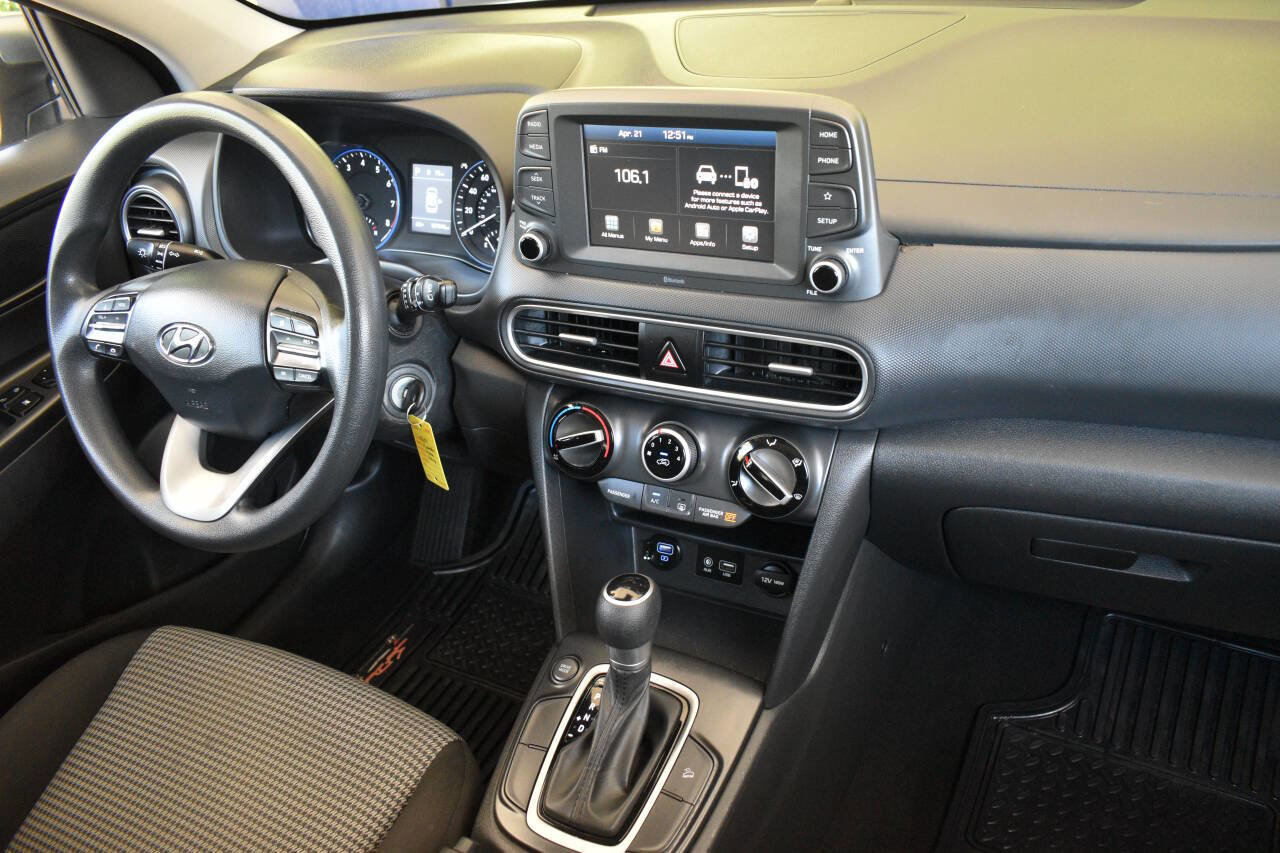 Used 2021 Hyundai Kona SE FWD image 24