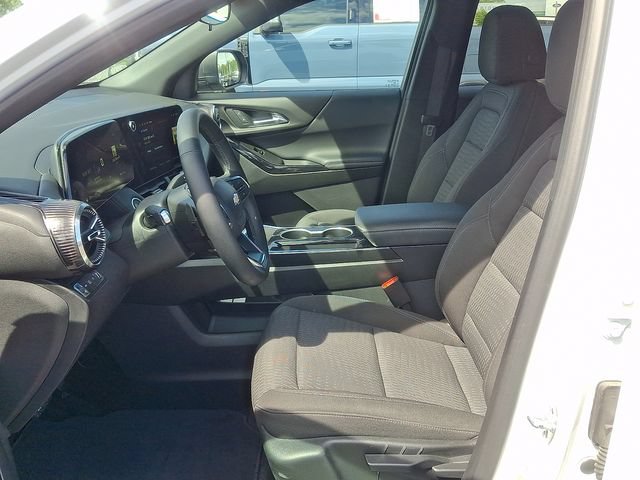 Used 2025 Chevrolet Equinox LT AWD/4WD image 10