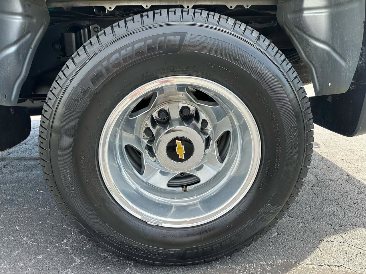 Used 2022 Chevrolet Silverado 3500 LT w/ Convenience Package AWD/4WD image 18
