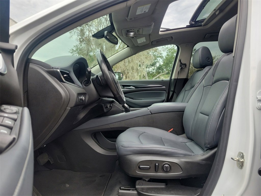 Used 2021 Buick Enclave Essence w/ Sound and Sites Package image 23