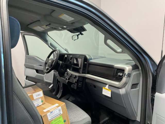 New 2026 Ford F350 XLT w/ FX4 Off-Road Package AWD/4WD image 19