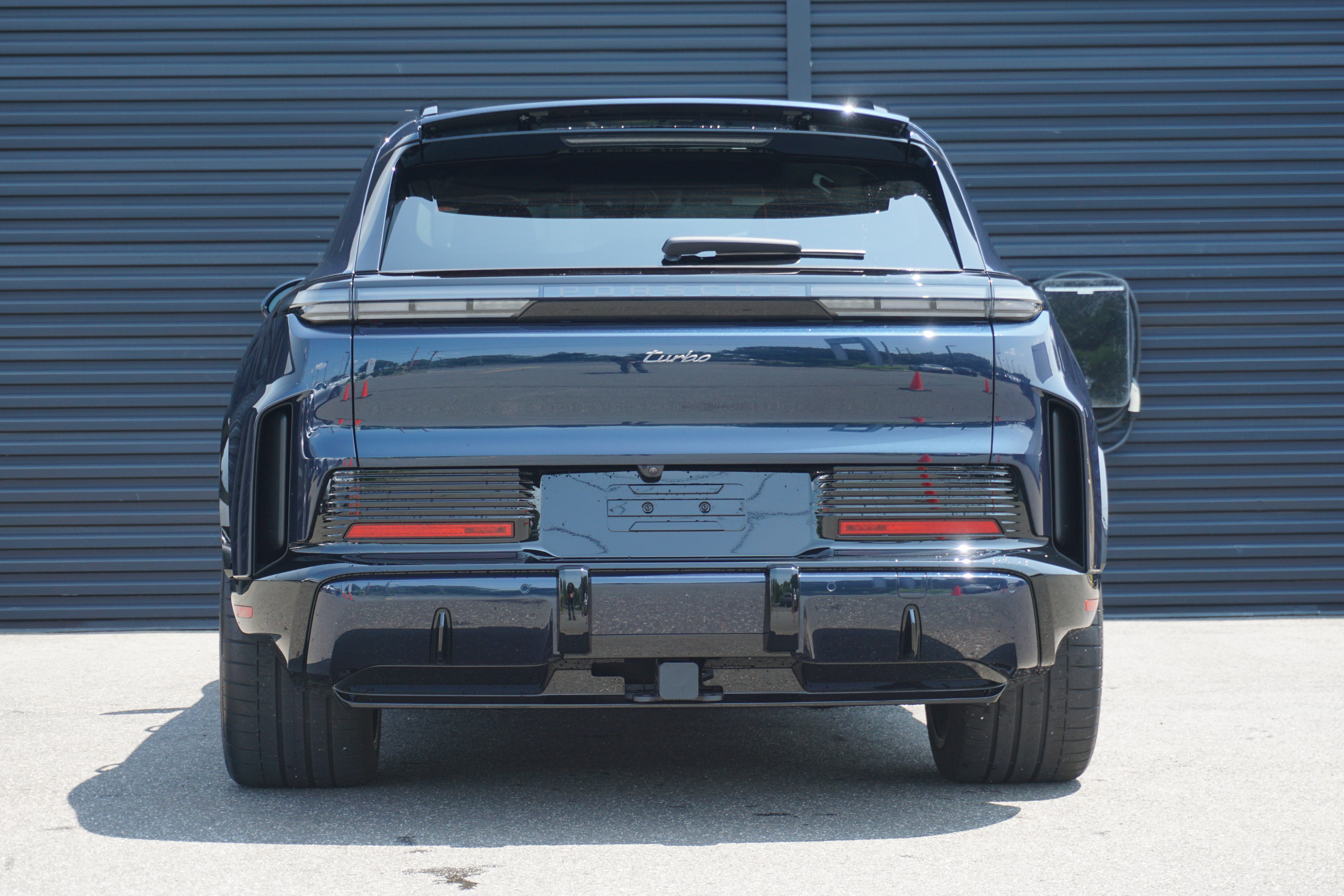 New 2026 Porsche Cayenne Turbo Electric AWD/4WD image 7