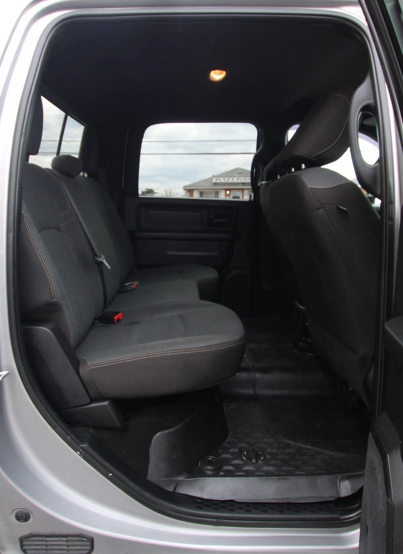 Used 2024 RAM 3500 Tradesman w/ Chrome Appearance Group image 12