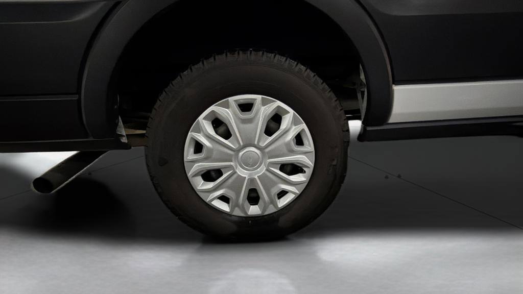 Used 2022 Ford Transit 350 XLT image 14