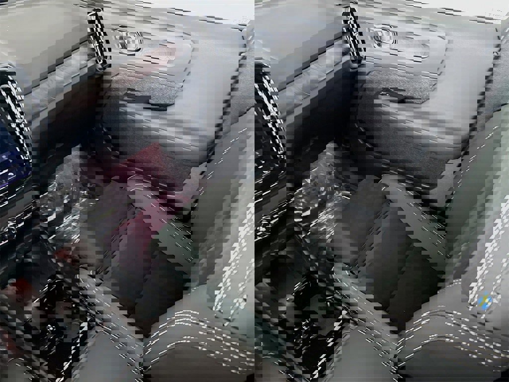 Certified 2024 Volvo XC40 Recharge Plus w/ Protection Package Premier image 24