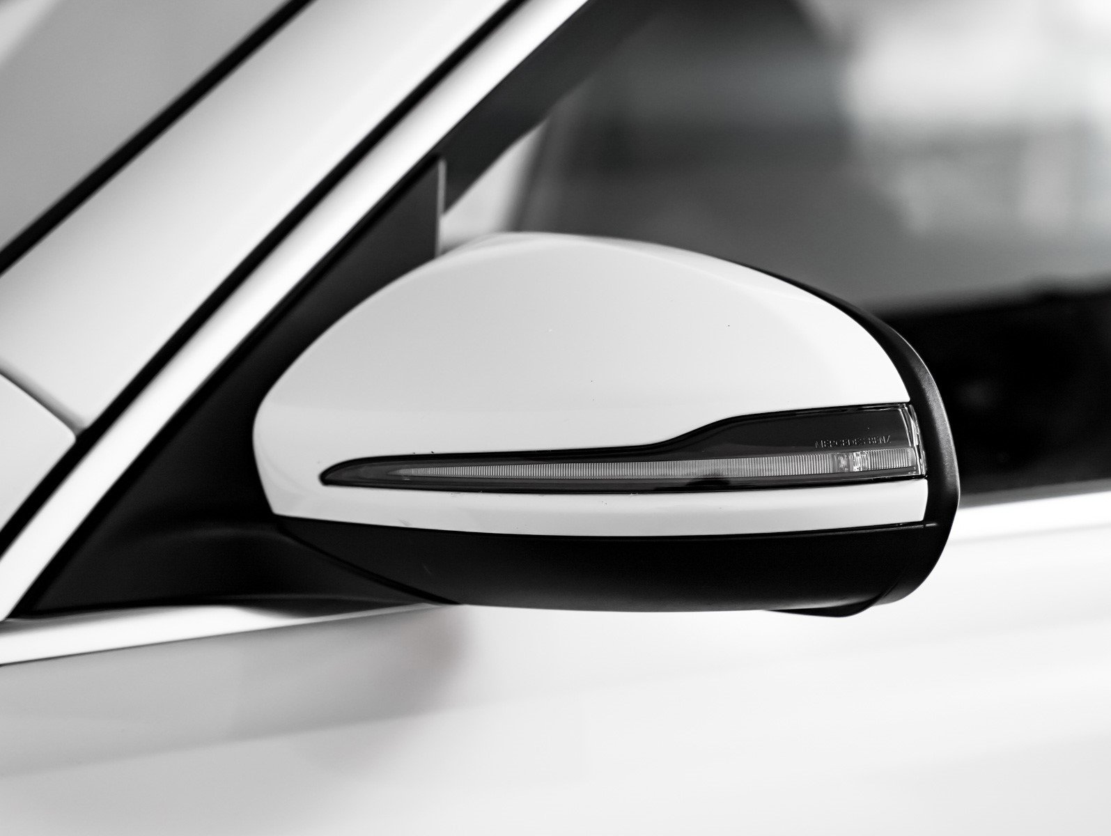 Certified 2023 Mercedes-Benz EQB 350 4MATIC SUV image 26